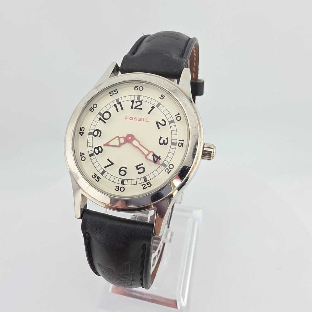 Vintage 1990s FOSSIL Road Trip Collection Watch Red Black Leather Band 7.75"